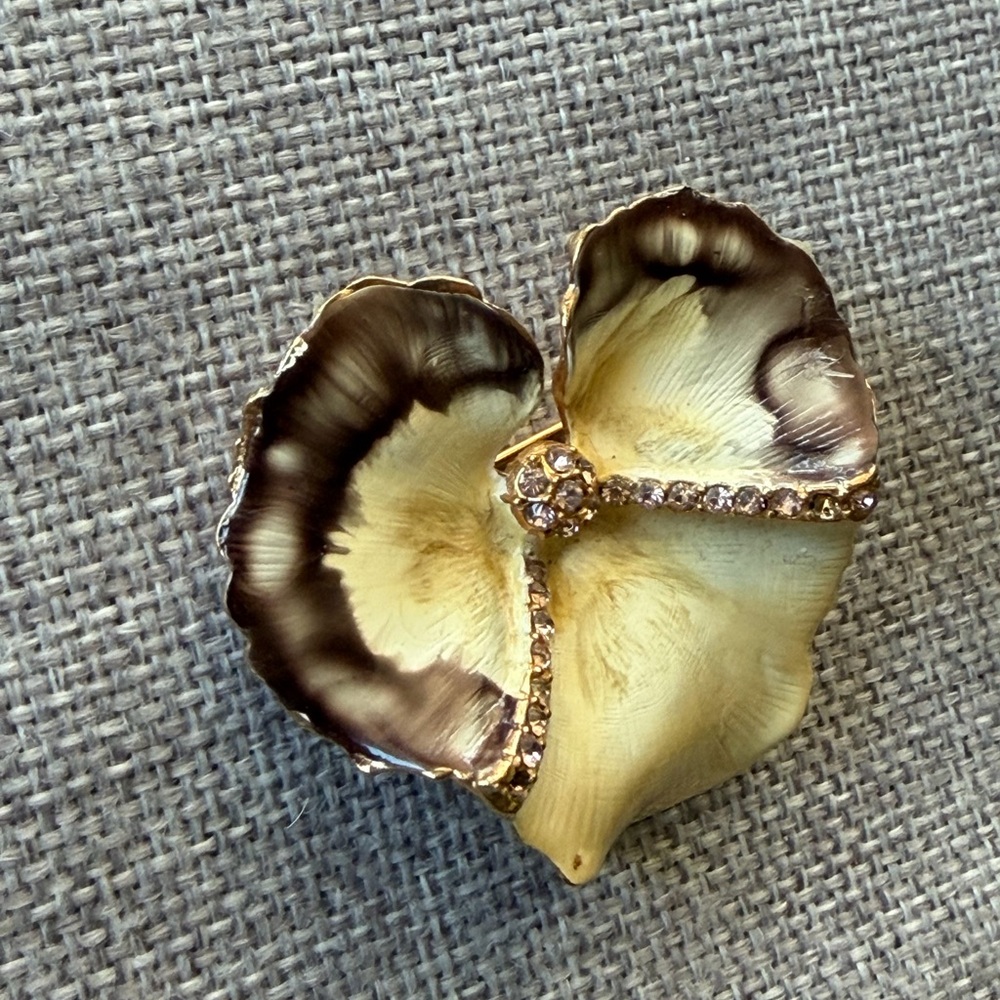 Vintage Weiss Pansy Brooch Enamel Rhinestone Flower Pin Gold Tone Signed - Picture 6 of 7